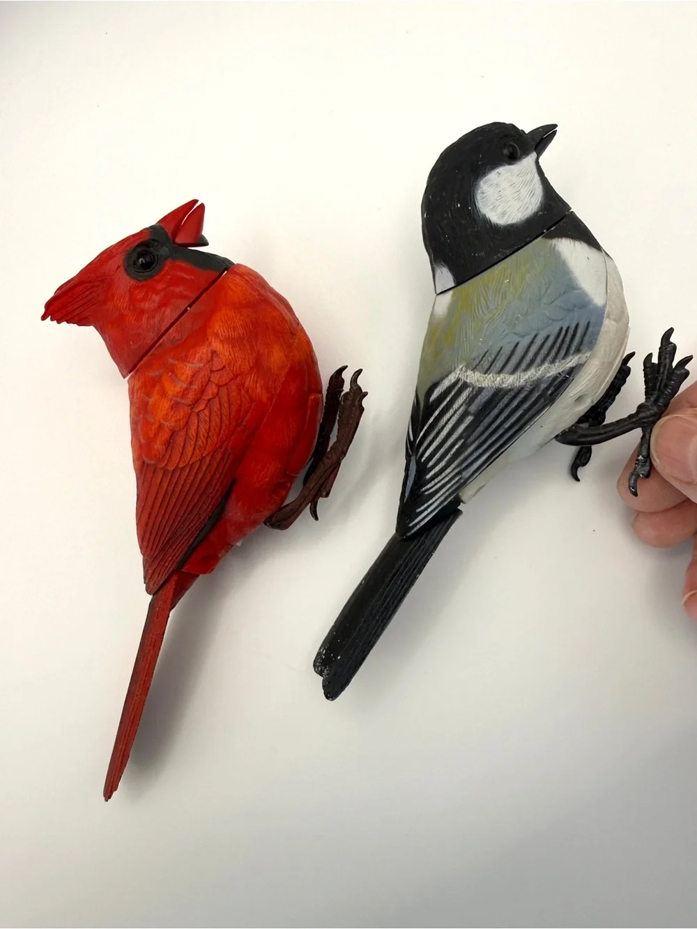 Set of 2 Collectible Vtg Takara 2004 Breezy Singers Motion-Activated Bird Toys